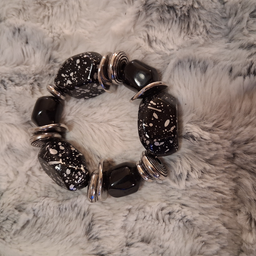 Chunky Black and Silver Druzy Bracelet
